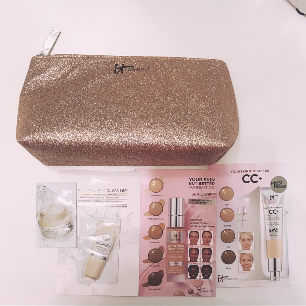 IT Glitter Cosmetic Bag and Samples